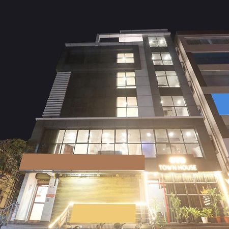 Hotel Super Townhouse Rcc Pride Hyderabad Exterior foto